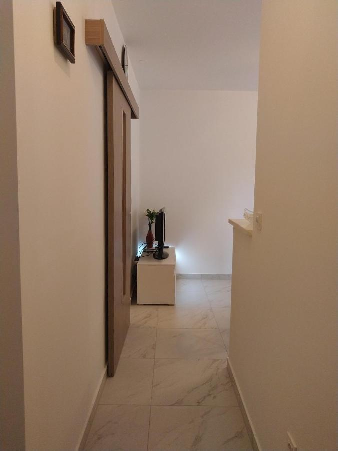 Deluxe Apartment Joia With Balcony On The Beach Bacvice, Free Parking, Old Town, Near Ferry Port Split Exterior photo
